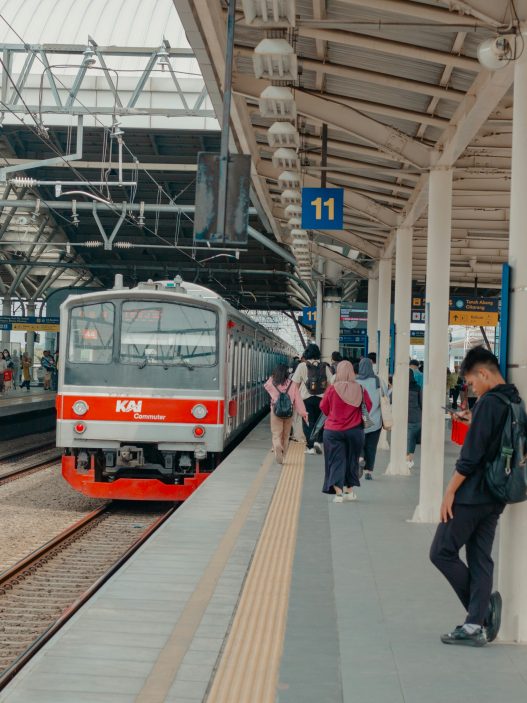 Kereta api indonesia