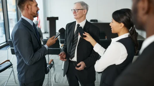 Press Release Saja Tidak Cukup Cara PR Menembus Inbox Jurnalis di Era Pitch Massal